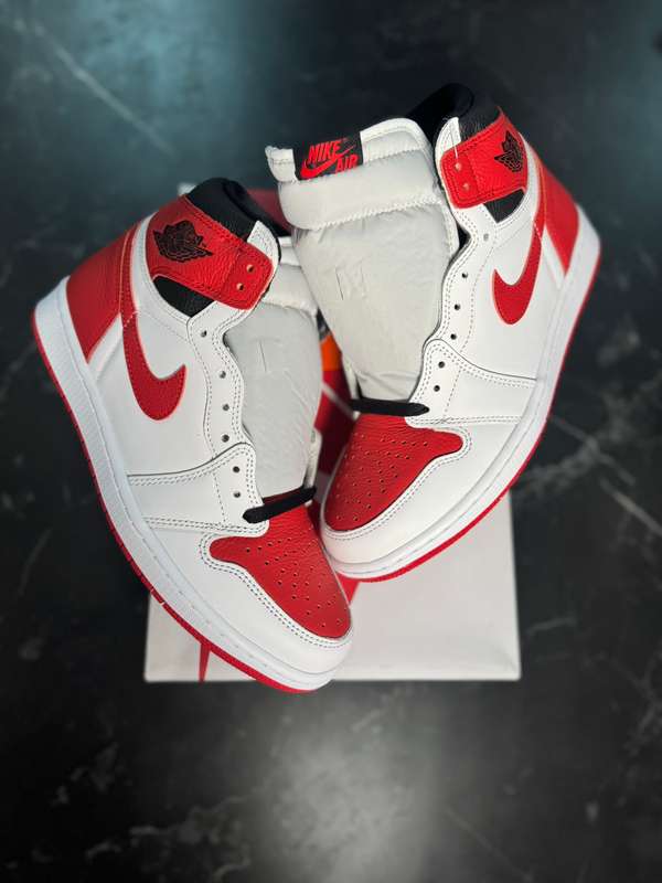 Jordan 1 High Red Heritage - 1