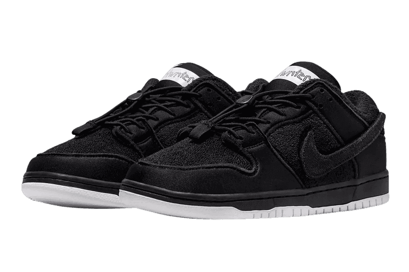 Dunk Low Sb Gnarhunters - 1