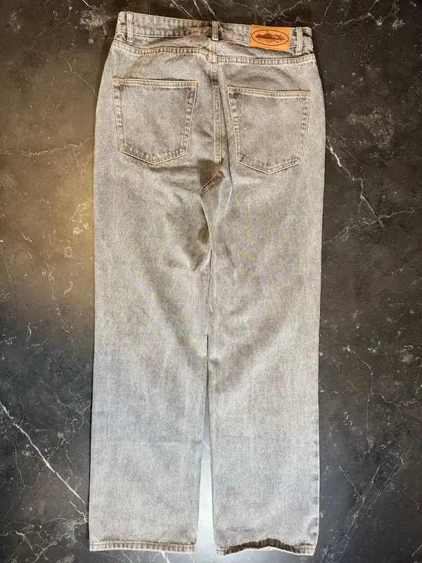 Corteiz Island Baggy Jeans Light Grey 2