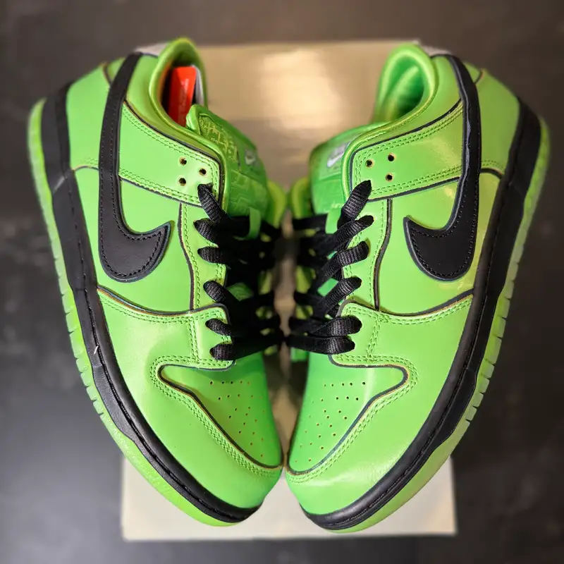 Dunk Low SB Powerpuff Buttercup - 1