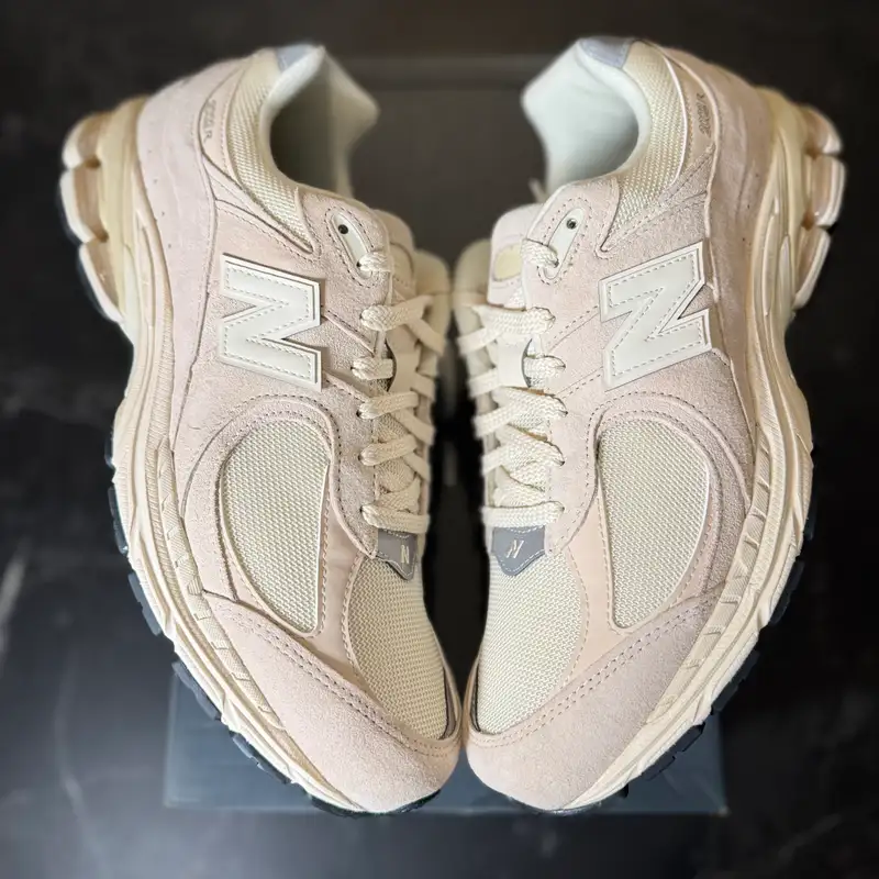 New Balance 2002r Calm Taupe - 1