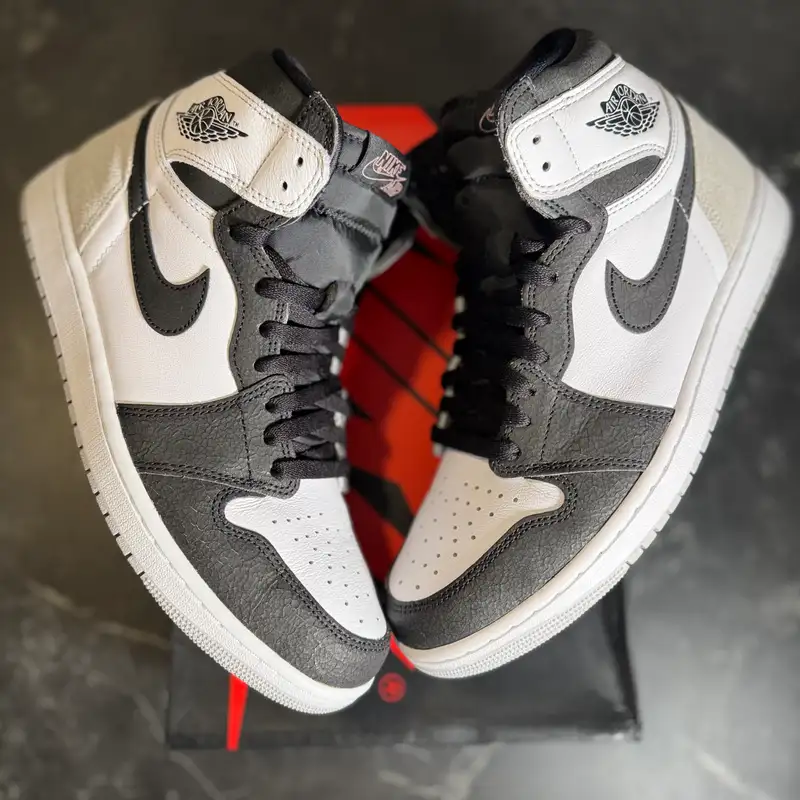 Jordan 1 High Stage Haze - 1