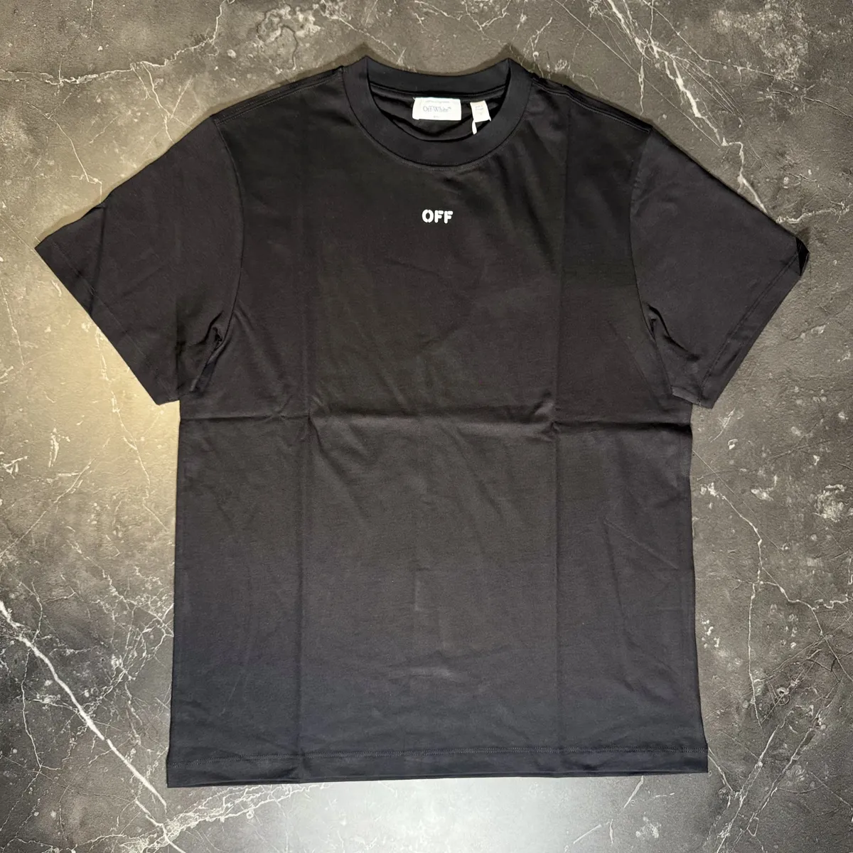 Off-White Spray Can Arrow Black Tee - 1