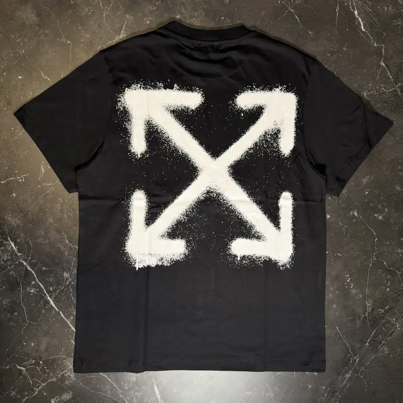 Off-White Spray Can Arrow Black Tee 2