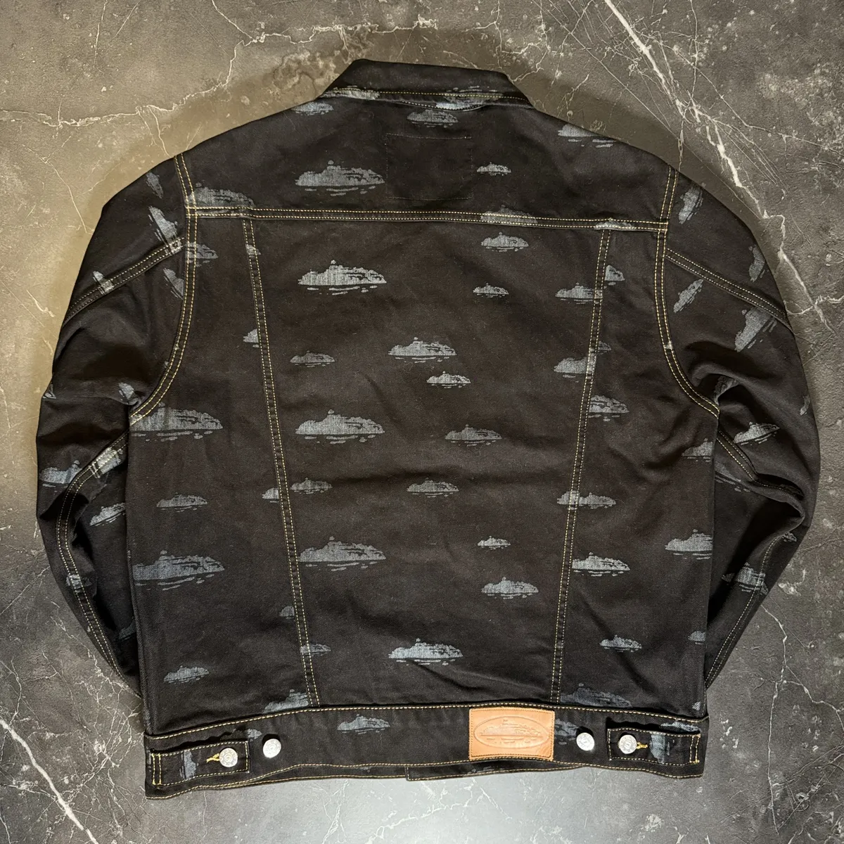 Corteiz Alcatraz Pattern Denim Jacket Black 2
