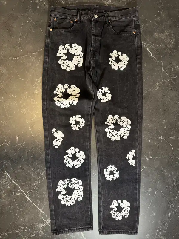 Denim Tears Levi's Cotton Wreath Black Jeans - 1